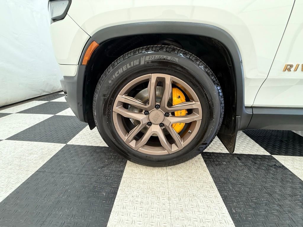 Used 2022 Rivian R1T Adventure image 10