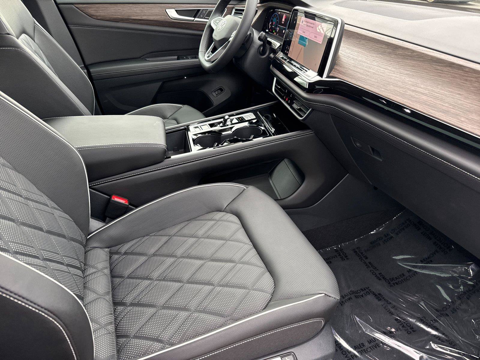 New 2026 Volkswagen Atlas SEL Premium R-Line AWD/4WD image 14