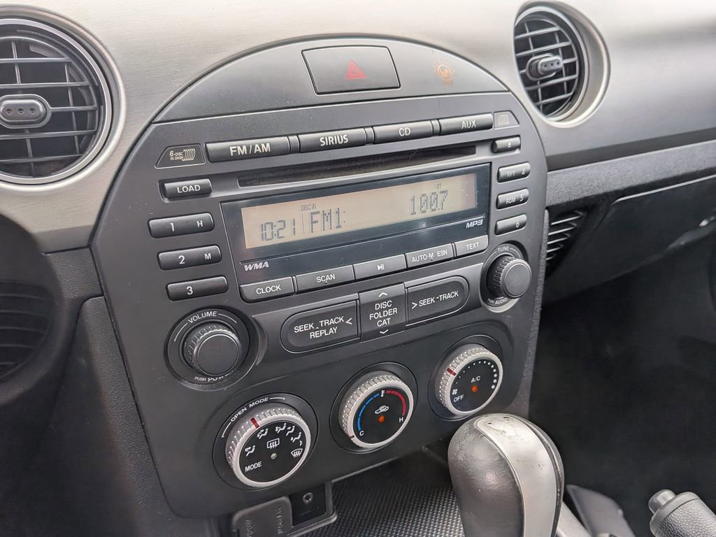 Used 2010 MAZDA MX-5 Miata Touring image 24