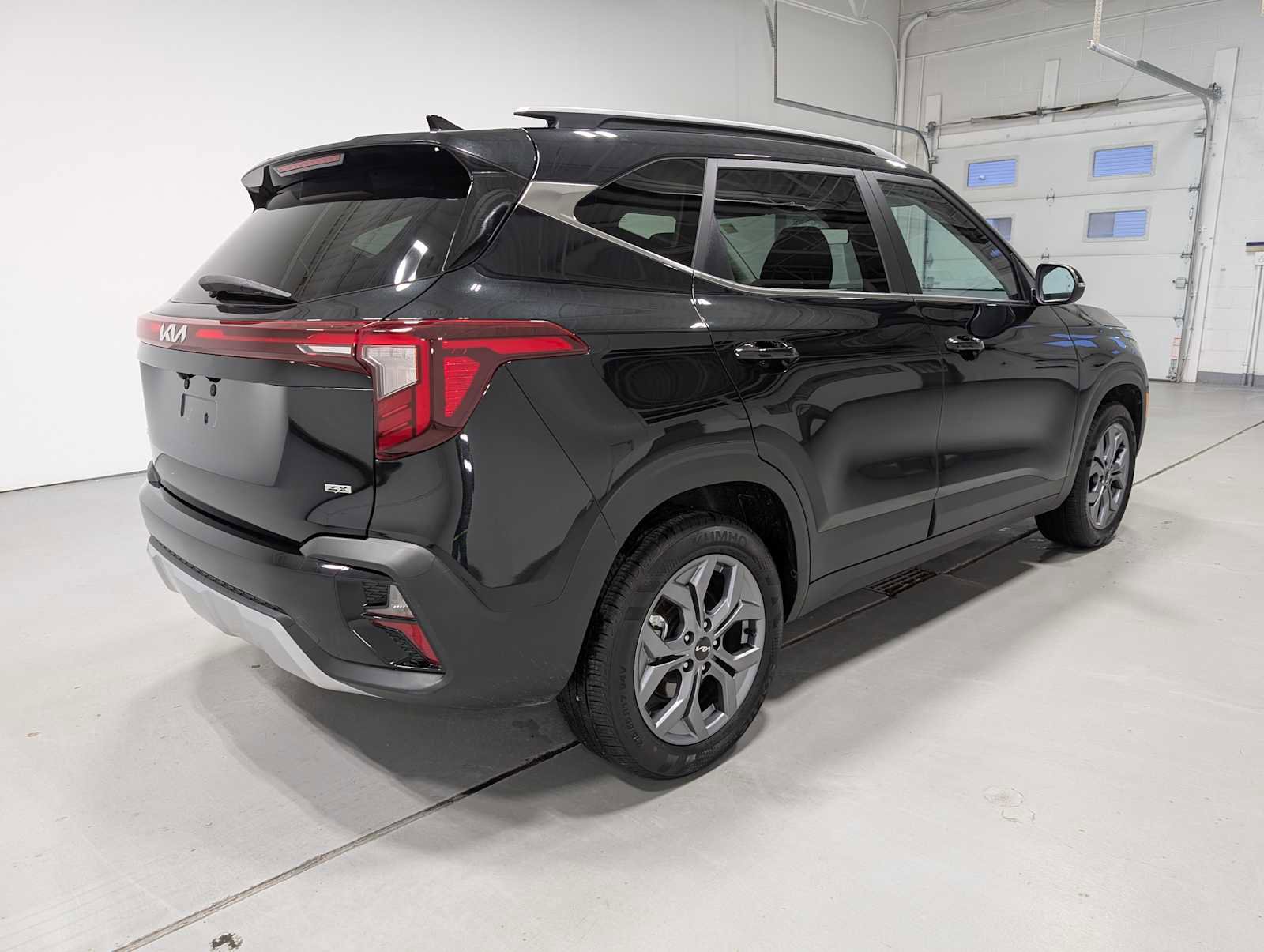 Certified 2024 Kia Seltos S image 8