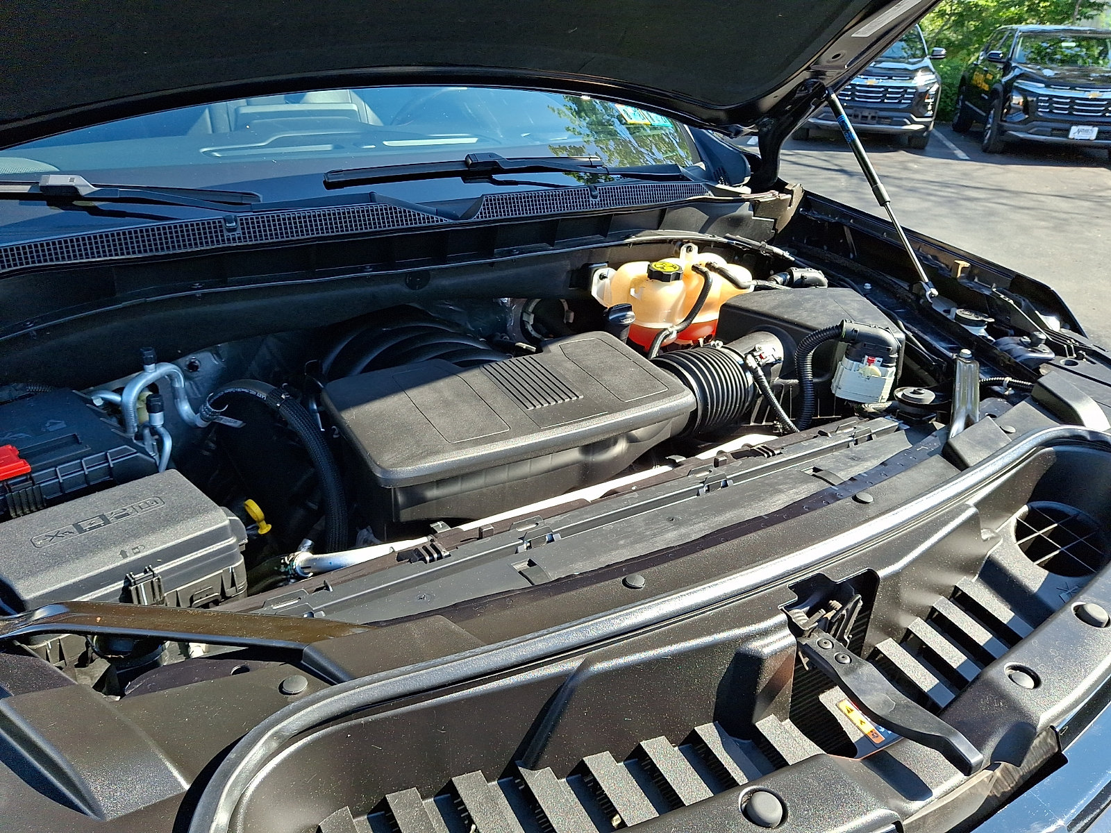 Certified 2023 Chevrolet Suburban RST AWD/4WD image 29
