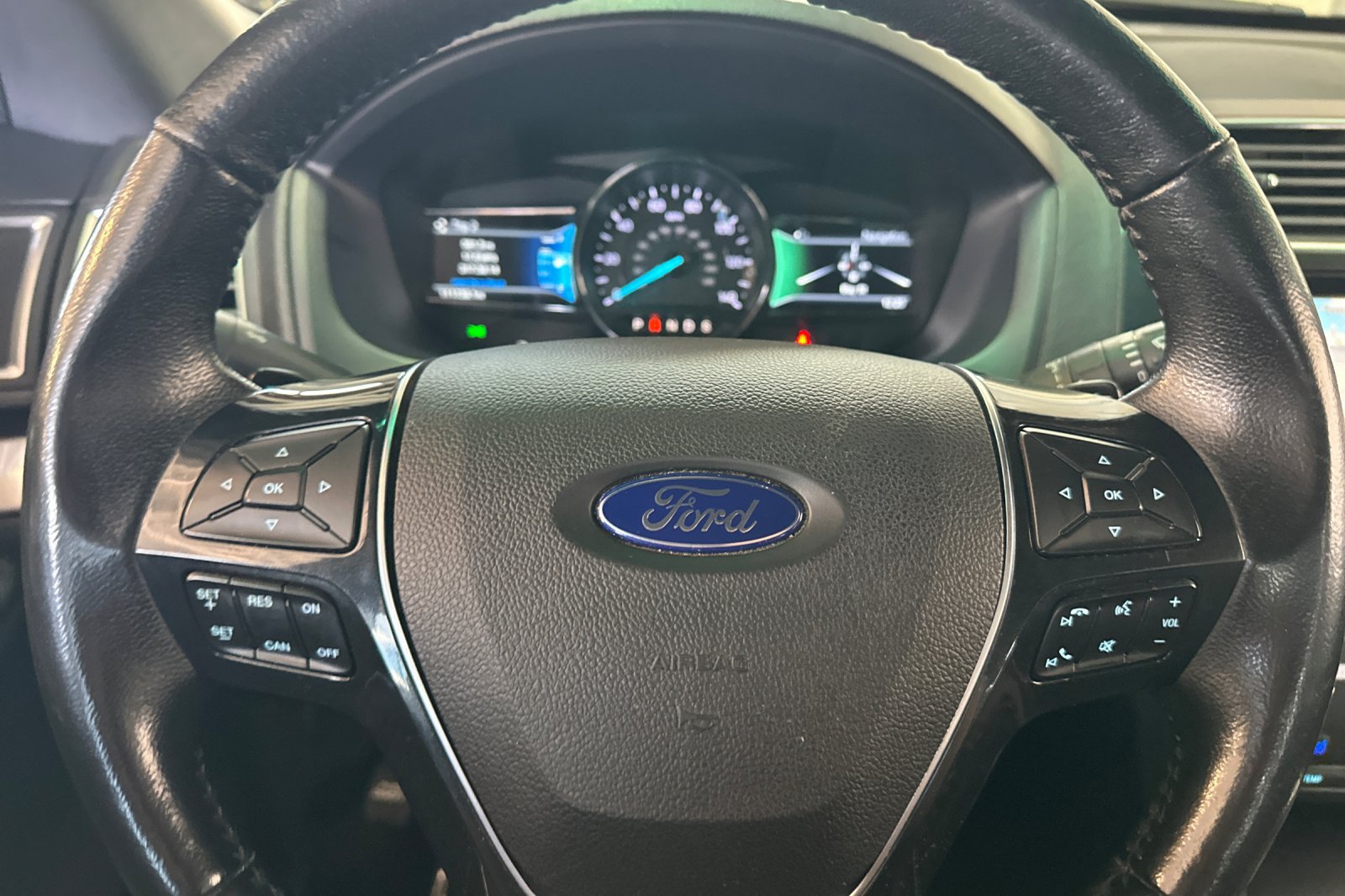 Used 2016 Ford Explorer Limited AWD/4WD image 11