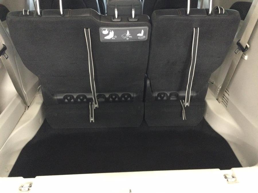 Used 2019 Chrysler Pacifica Touring-L image 26