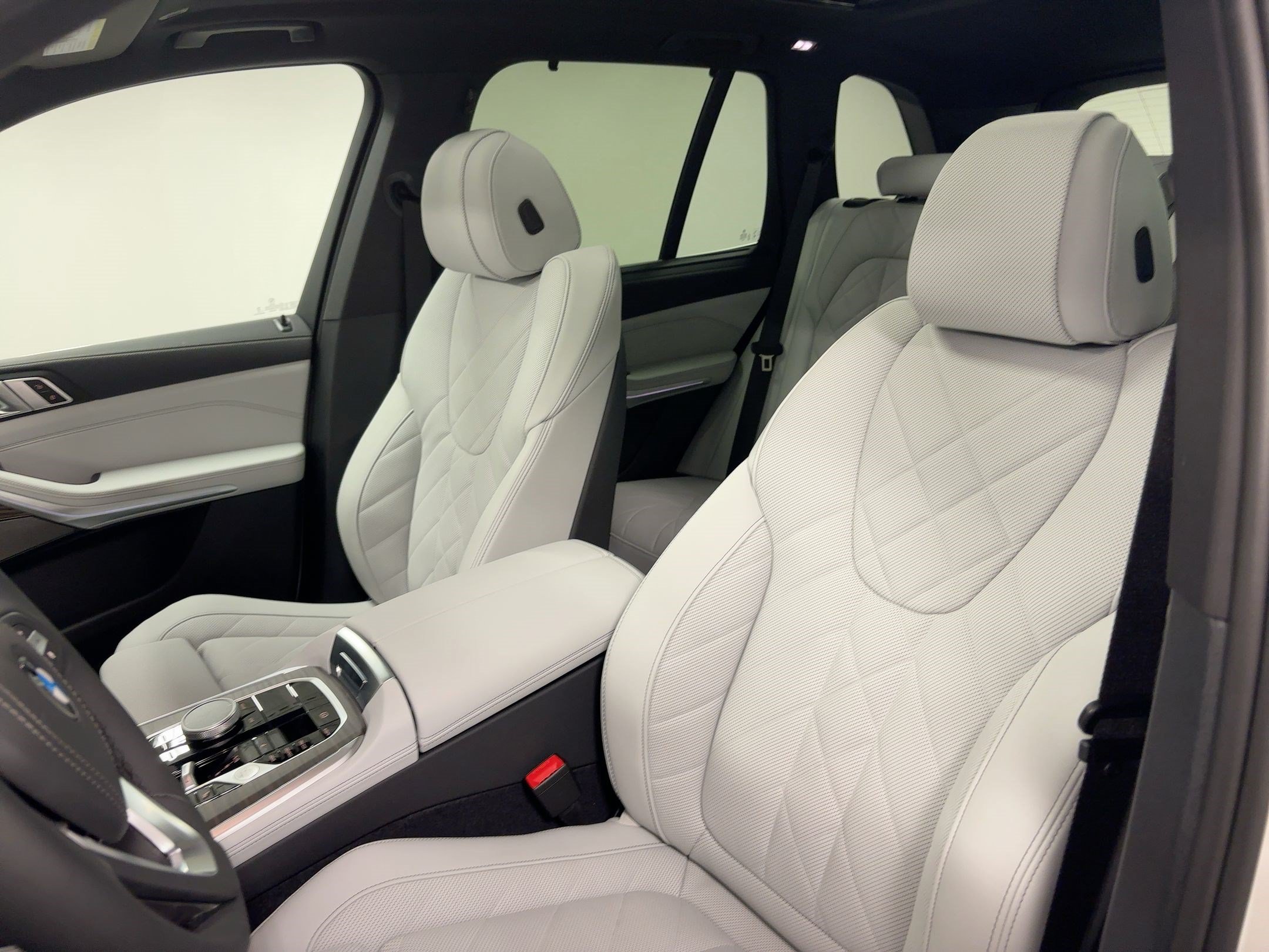 New 2026 BMW X5 sDrive40i w/ Premium Package RWD image 23