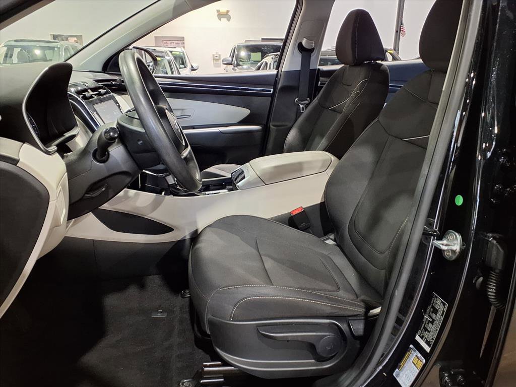 Used 2023 Hyundai Tucson SE image 20
