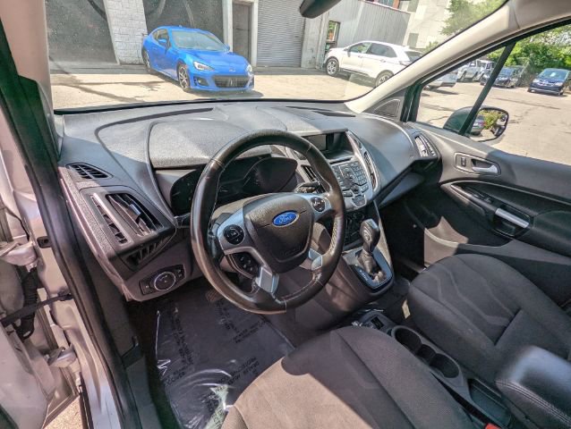 Used 2018 Ford Transit Connect XLT image 13