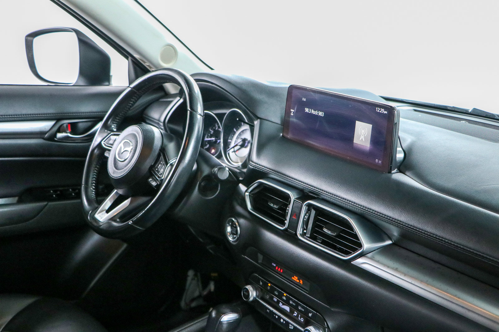 Used 2021 MAZDA CX-5 Touring FWD image 25