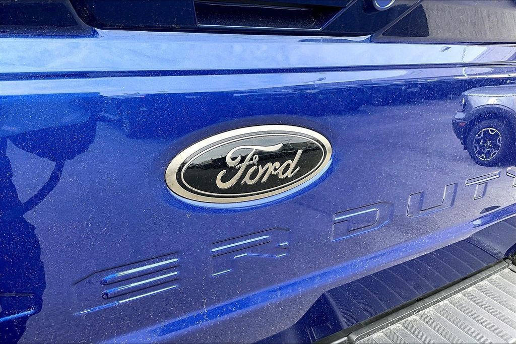New 2026 Ford F250 Lariat w/ Black Appearance Package image 10
