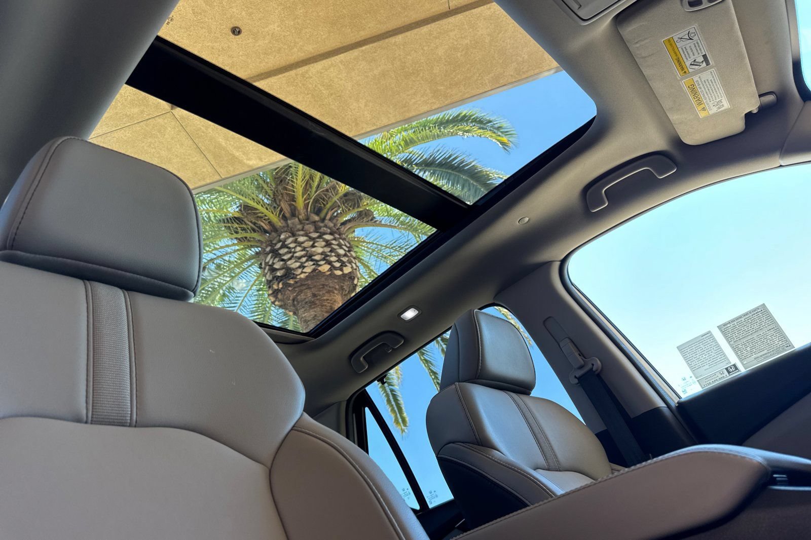 Used 2025 Honda Pilot Touring image 19