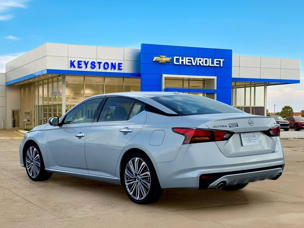 Used 2023 Nissan Altima 2.5 SL FWD image 5