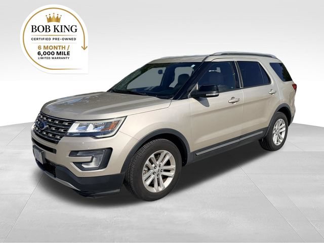 Used 2017 Ford Explorer XLT w/ Equipment Group 202A FWD image 1