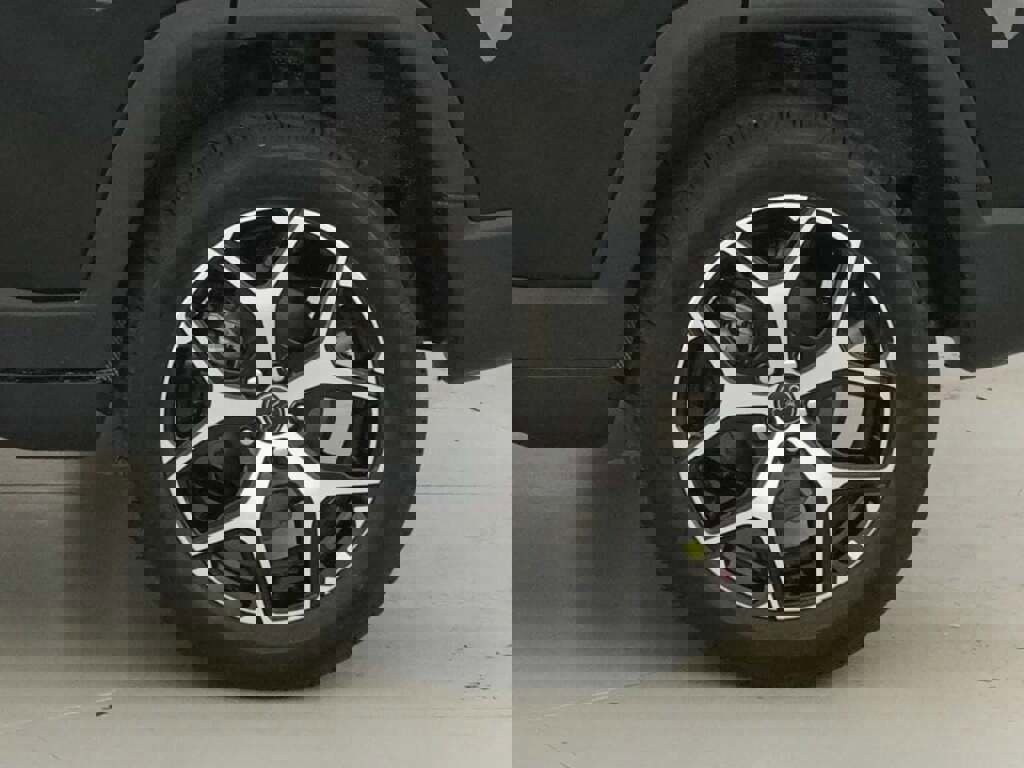 New 2026 Jeep Compass Limited image 33