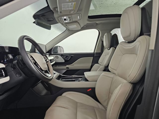 Used 2025 Lincoln Aviator Reserve w/ Equipment Group 201A image 22