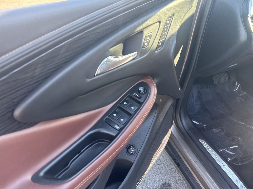 Used 2017 Buick Envision Premium AWD/4WD image 11