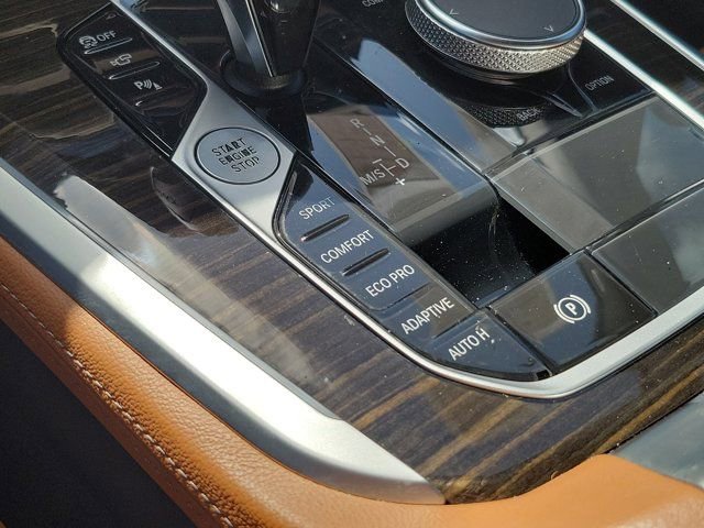 Used 2021 BMW X5 sDrive40i w/ M Sport Package RWD image 31