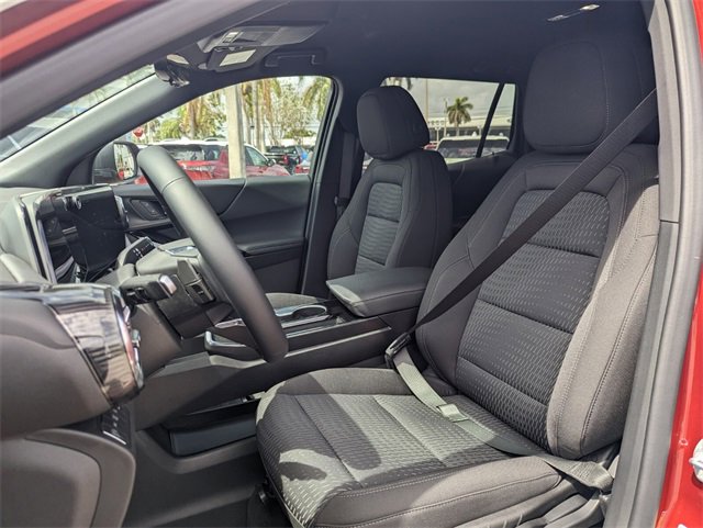 New 2025 Chevrolet Equinox LT w/ Safety and Technology Package image 5
