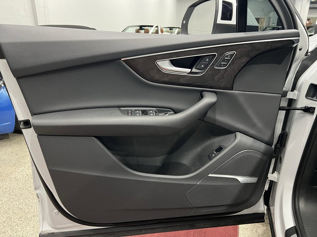 Used 2020 Audi Q7 3.0T Premium Plus w/ Premium Plus Package image 14