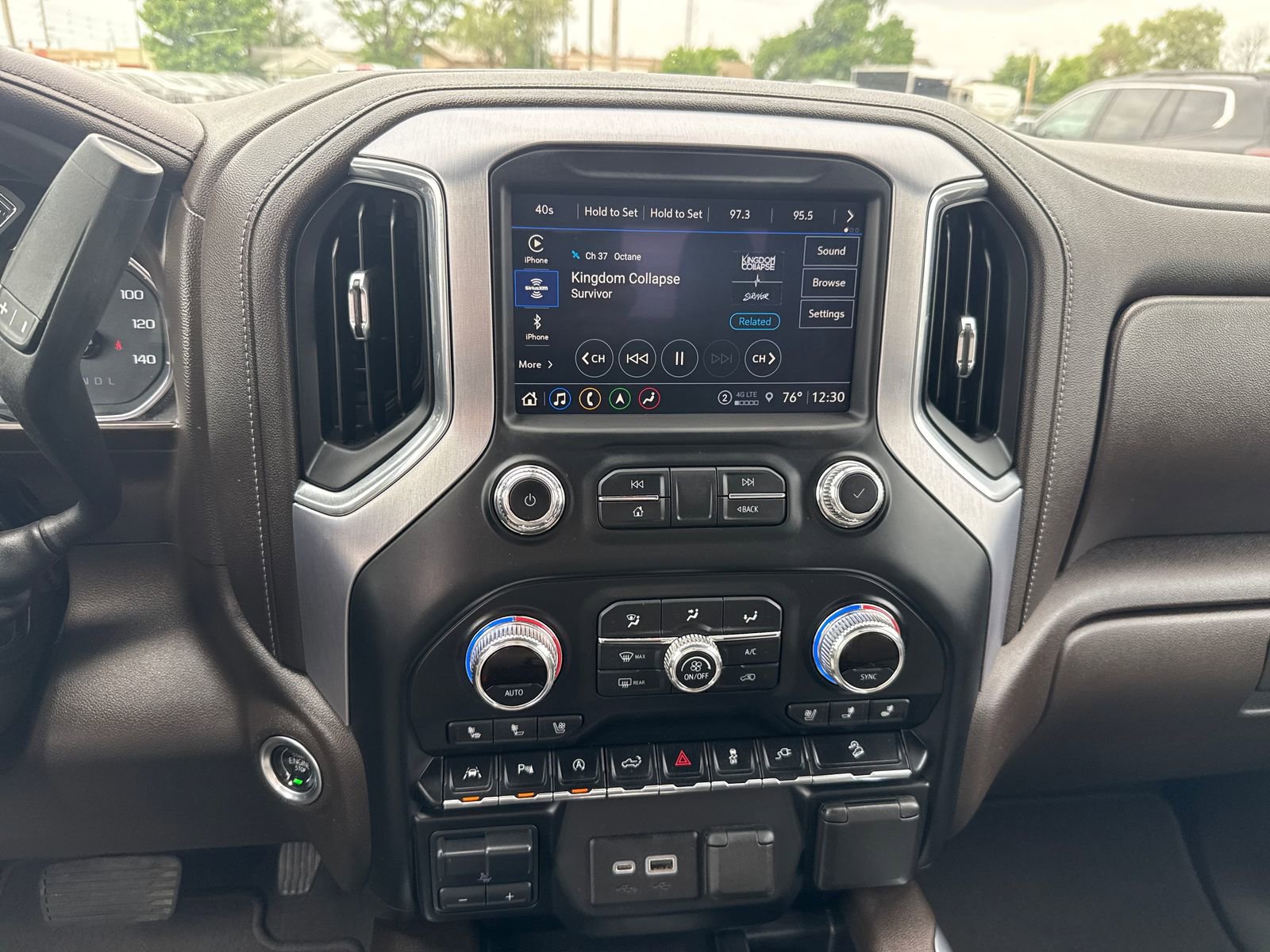 Used 2021 GMC Sierra 1500 SLT w/ SLT Premium Plus Package AWD/4WD image 15