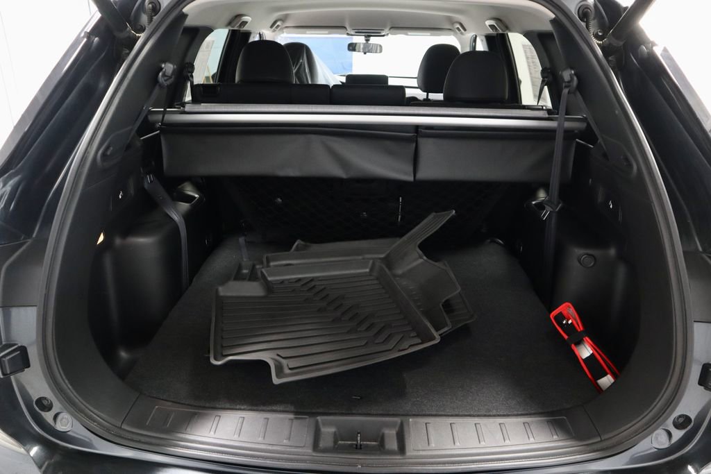 Used 2024 Mitsubishi Outlander SE image 15