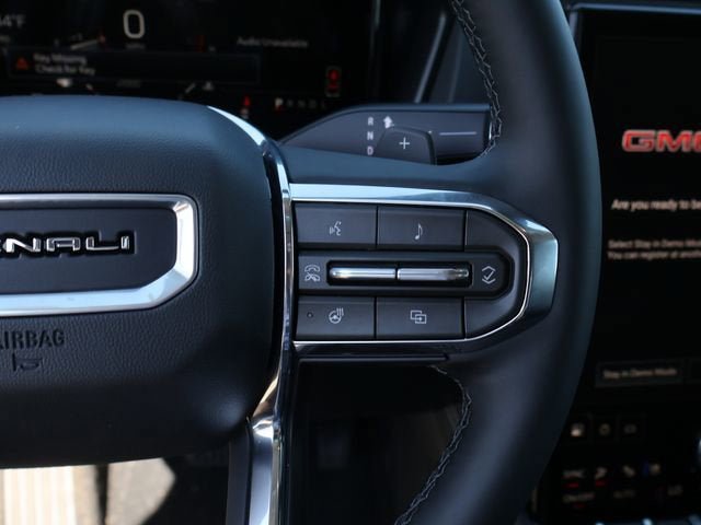 New 2026 GMC Terrain Denali w/ LPO, Black Badging Package AWD/4WD image 27