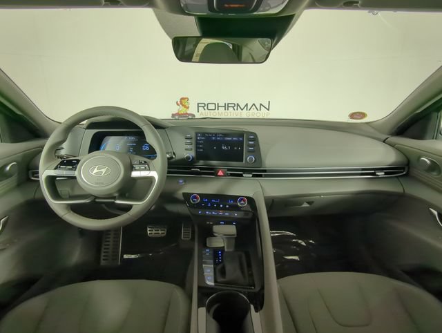 New 2026 Hyundai Elantra SEL Sport Premium FWD image 19