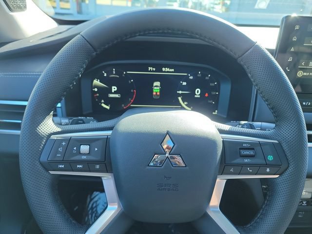 New 2026 Mitsubishi Outlander SE FWD image 25