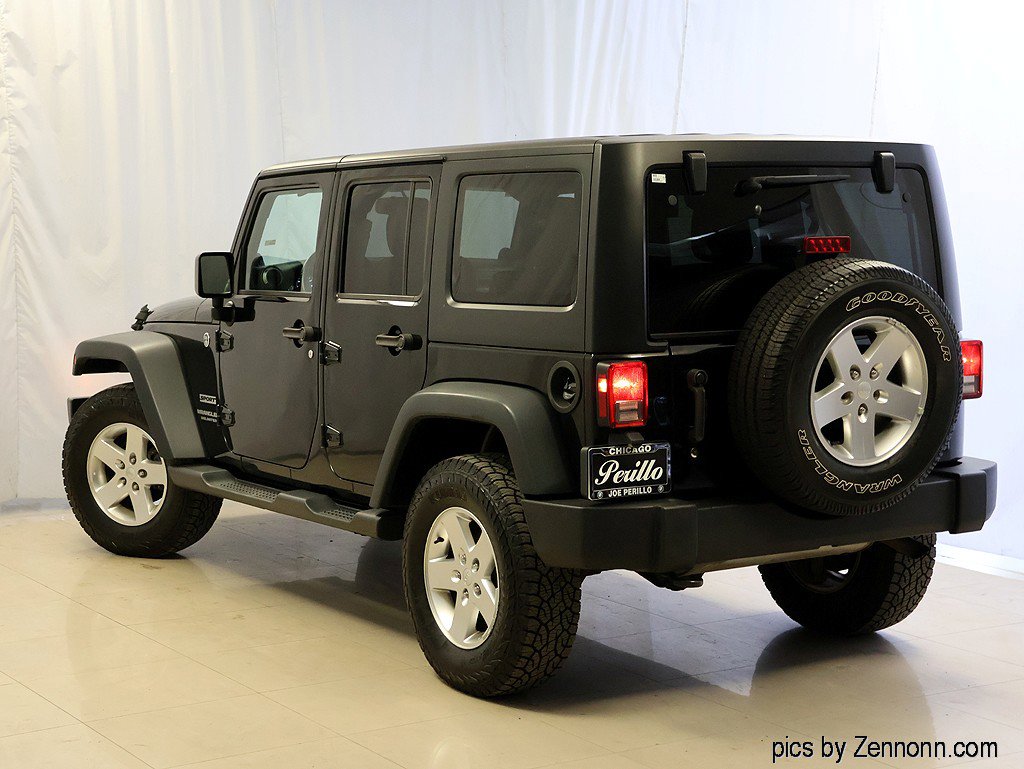 Used 2014 Jeep Wrangler Unlimited Sport w/ Quick Order Package 24S AWD/4WD image 9