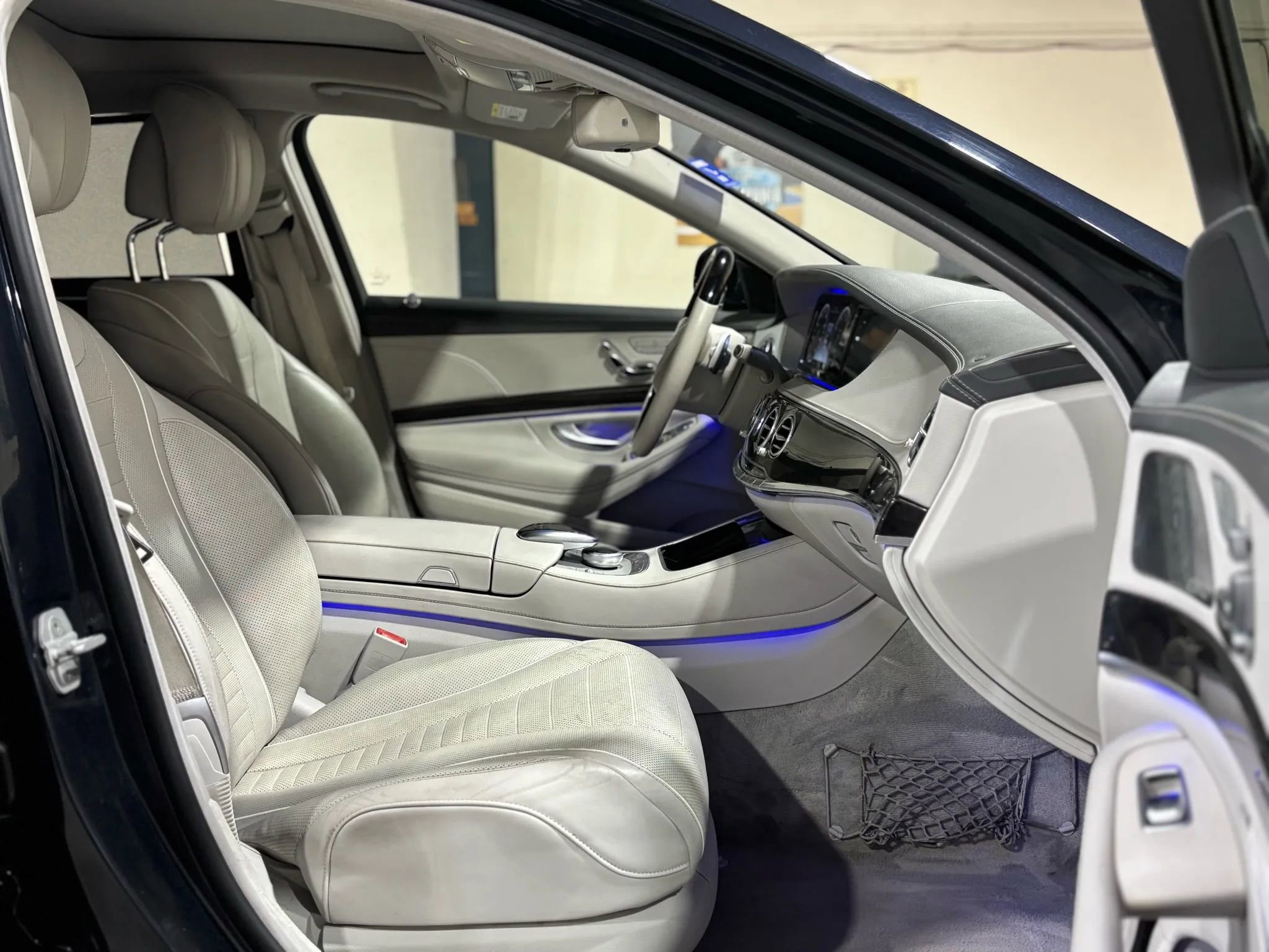 Used 2016 Mercedes-Benz S 550 Sedan image 16