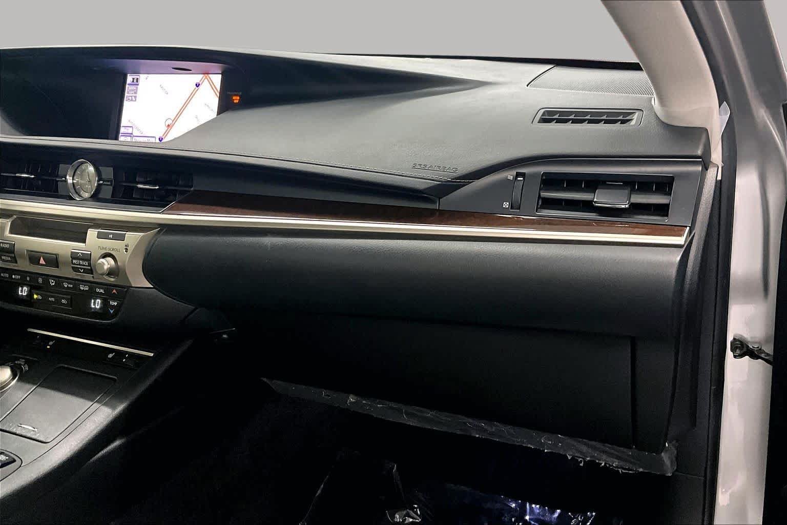 Used 2013 Lexus ES 350 w/ Premium Pkg FWD image 18