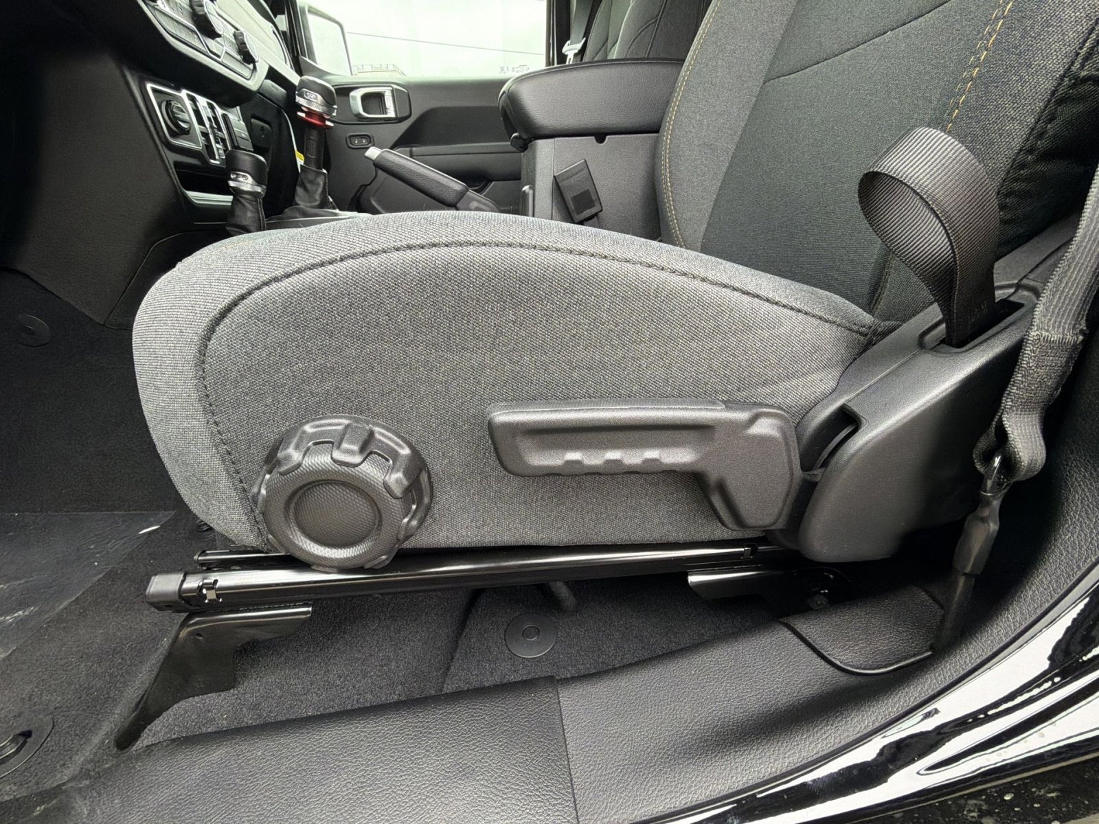 New 2026 Jeep Wrangler Unlimited Sport AWD/4WD image 14