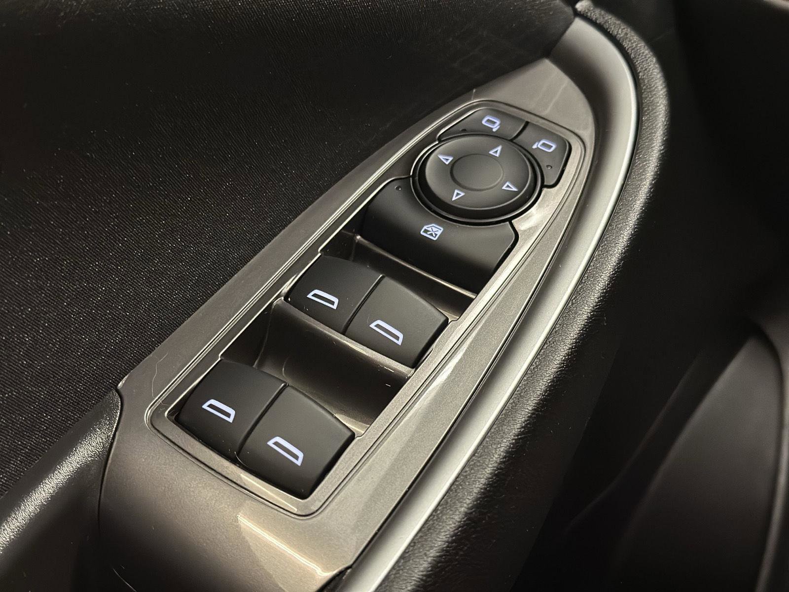 Certified 2023 Chevrolet Malibu LS image 37