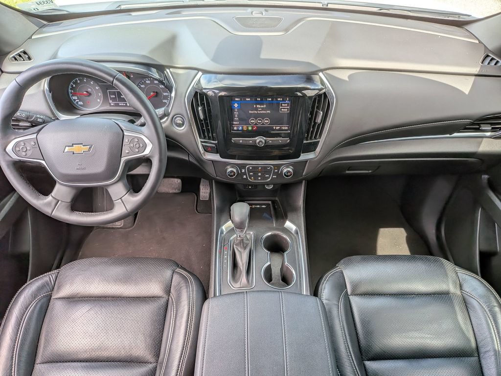 Used 2023 Chevrolet Traverse LT w/ LPO, Cargo Package FWD image 26