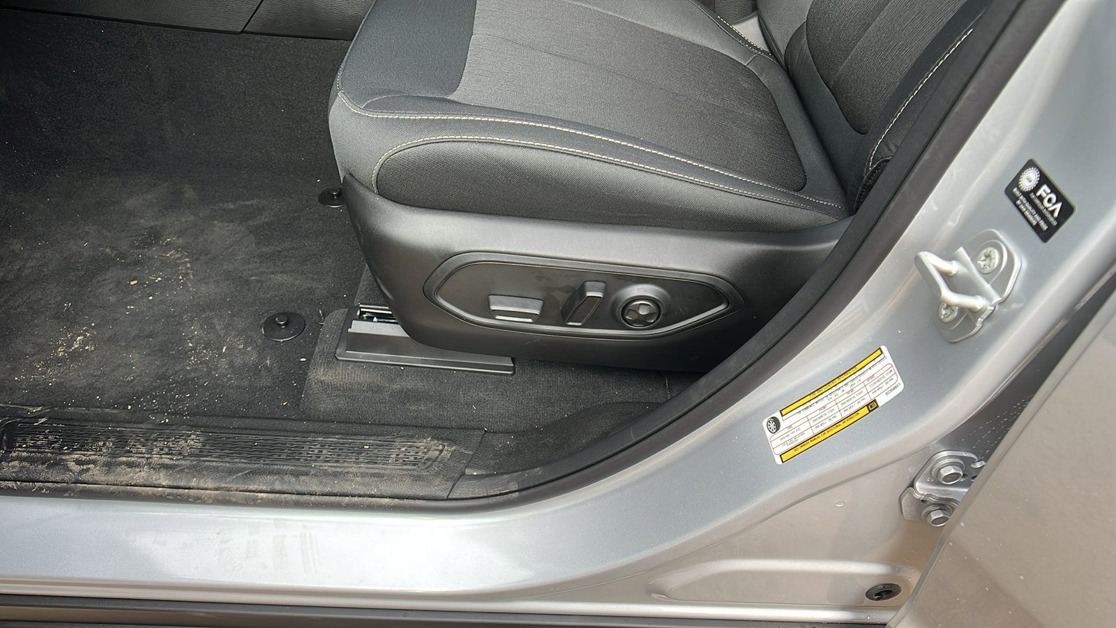 New 2025 Jeep Grand Cherokee Laredo X image 17