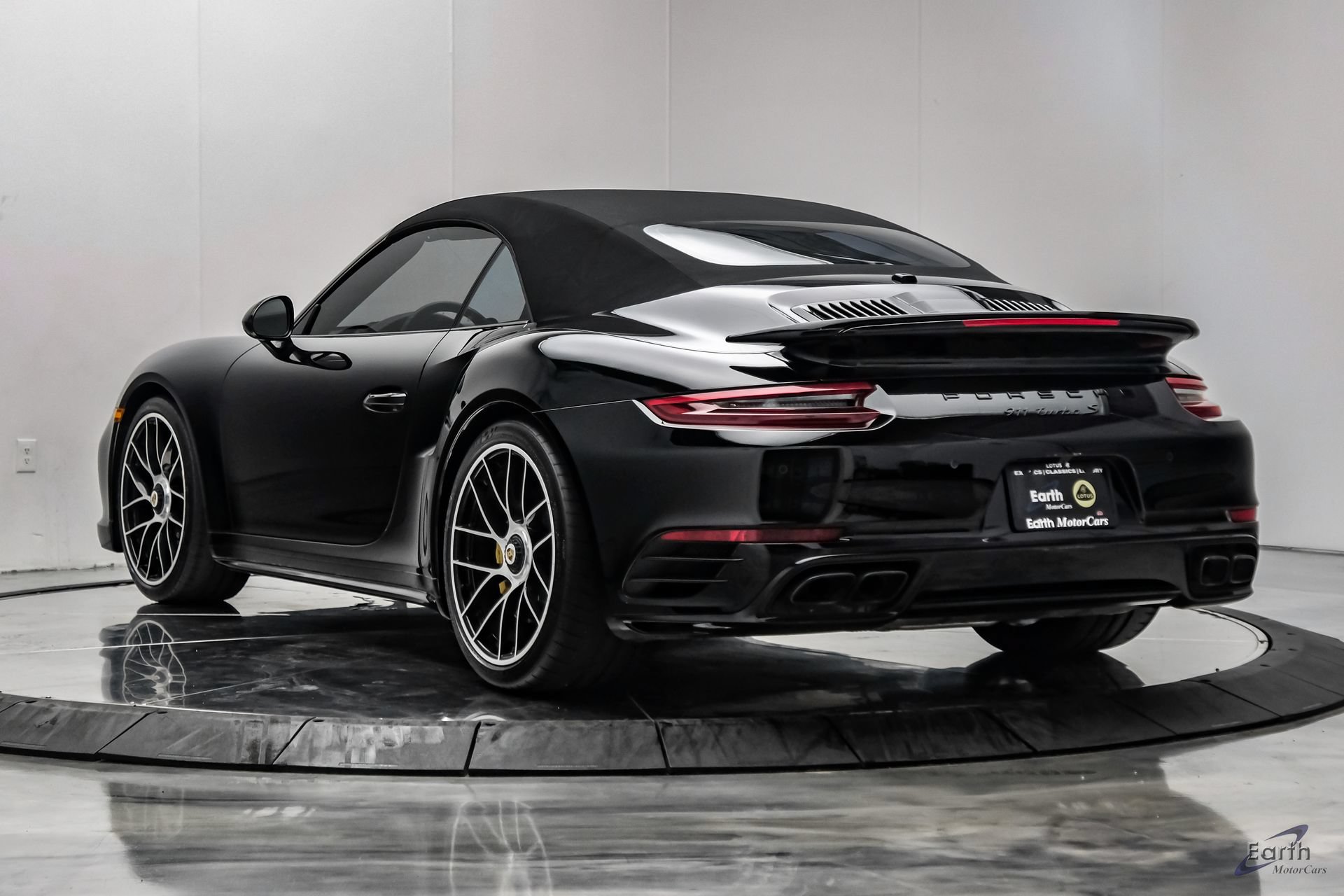 Used 2019 Porsche 911 Turbo S AWD/4WD image 13