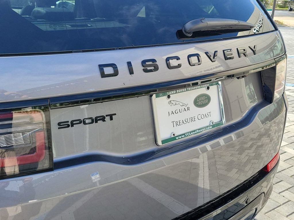 New 2025 Land Rover Discovery Sport Dynamic SE AWD/4WD image 10