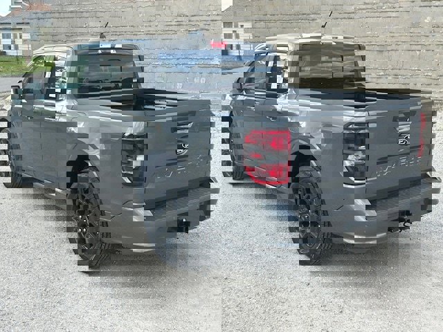 New 2025 Ford Maverick Lobo image 9