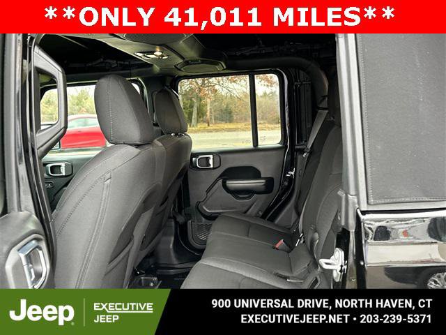 Certified 2021 Jeep Gladiator Willys image 21