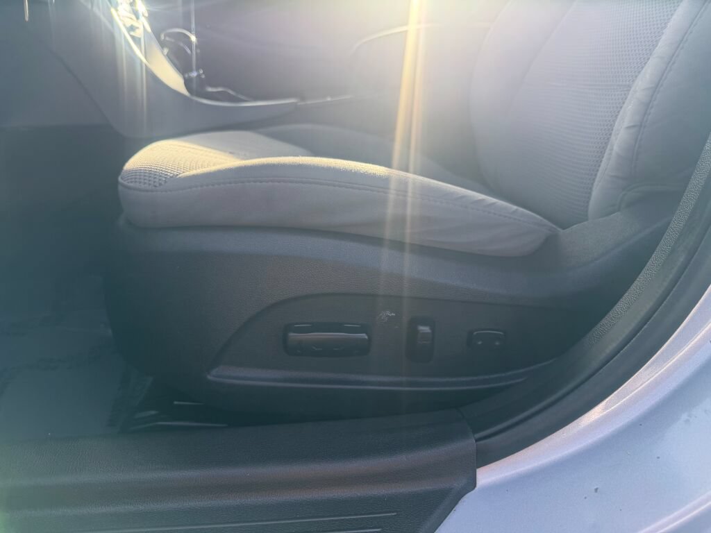 Used 2013 Hyundai Sonata GLS w/ Popular Equipment Pkg FWD image 10