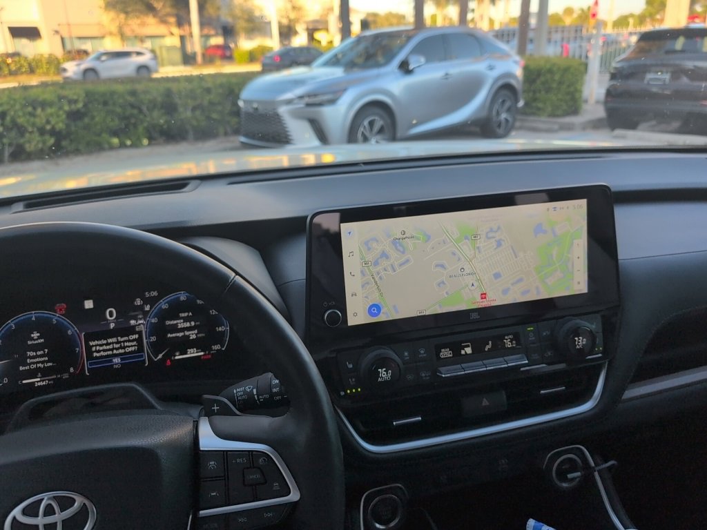 Used 2024 Toyota Grand Highlander Platinum image 20