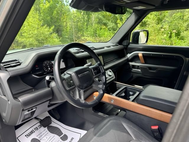 Certified 2023 Land Rover Defender 110 X-Dynamic SE AWD/4WD image 9