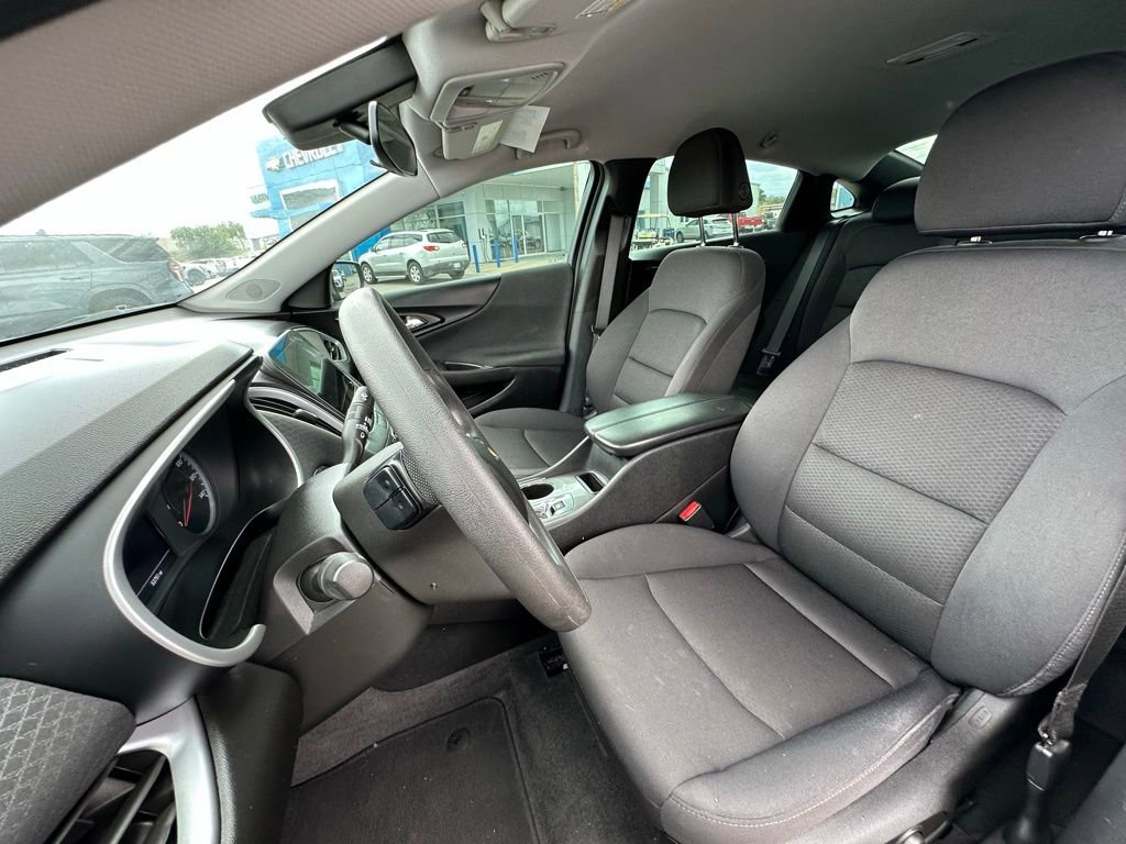 Used 2023 Chevrolet Malibu LT image 13