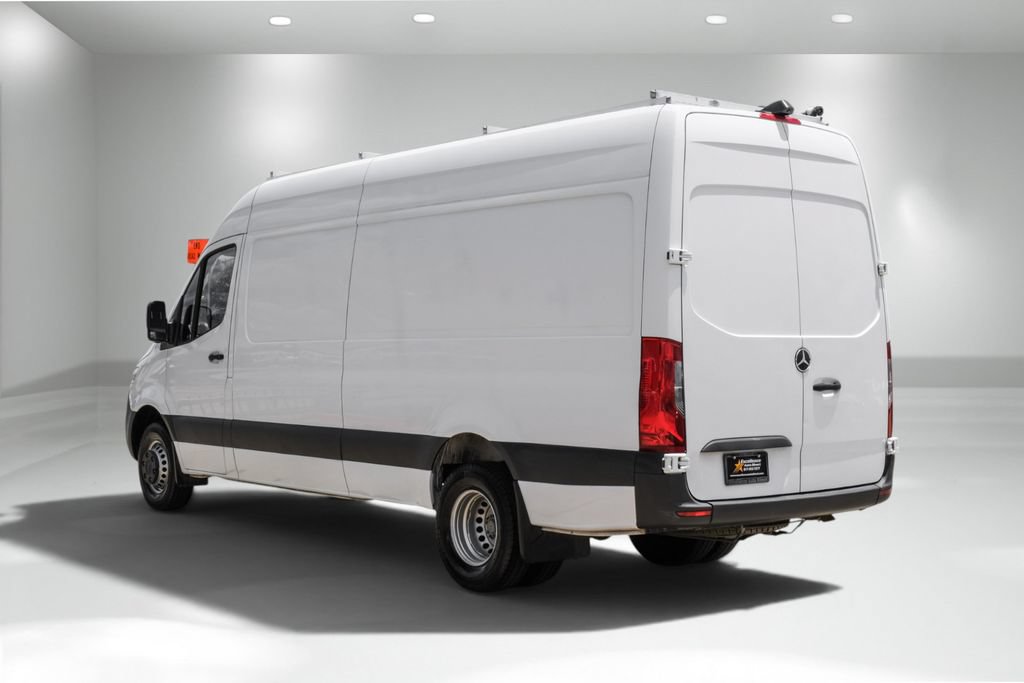 Used 2019 Mercedes-Benz Sprinter 170 Cargo image 8