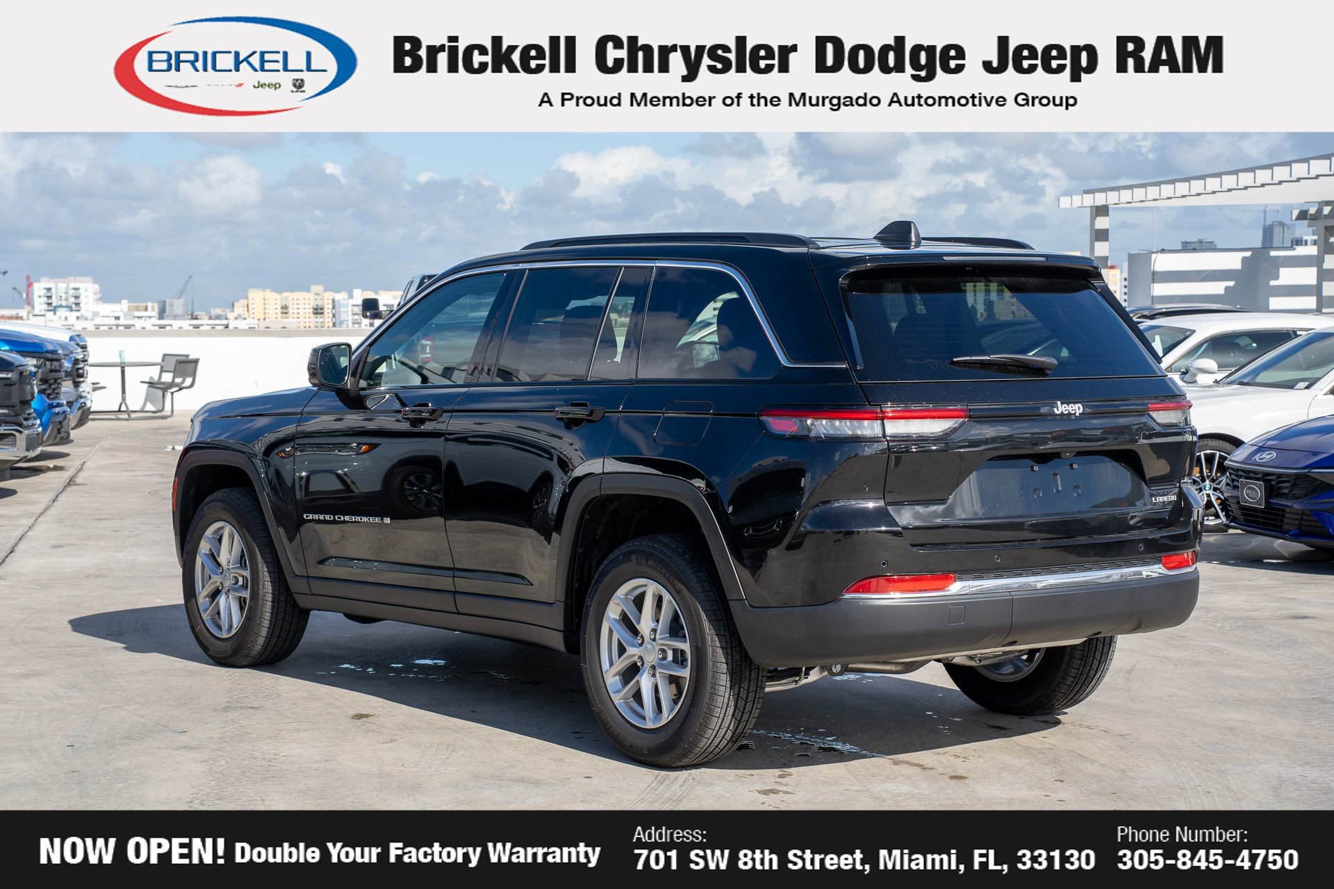 New 2025 Jeep Grand Cherokee Laredo X w/ Luxury Tech Group I image 7