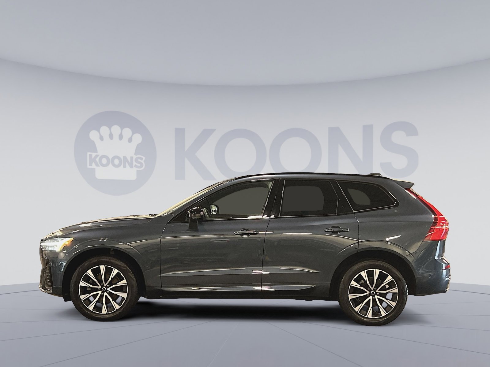 Certified 2023 Volvo XC60 B5 Plus w/ Climate Package image 2