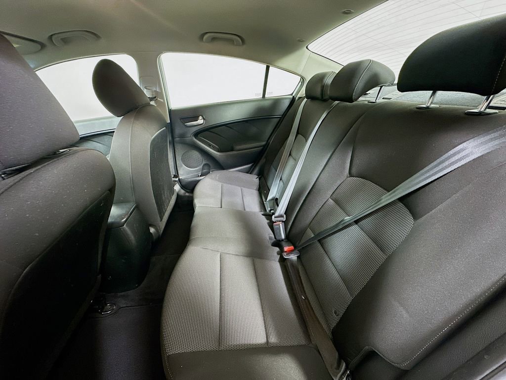 Used 2017 Kia Forte LX FWD image 13
