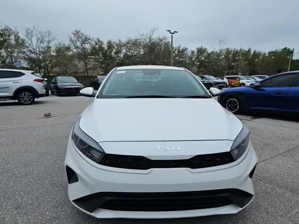 Used 2023 Kia Forte LXS image 1