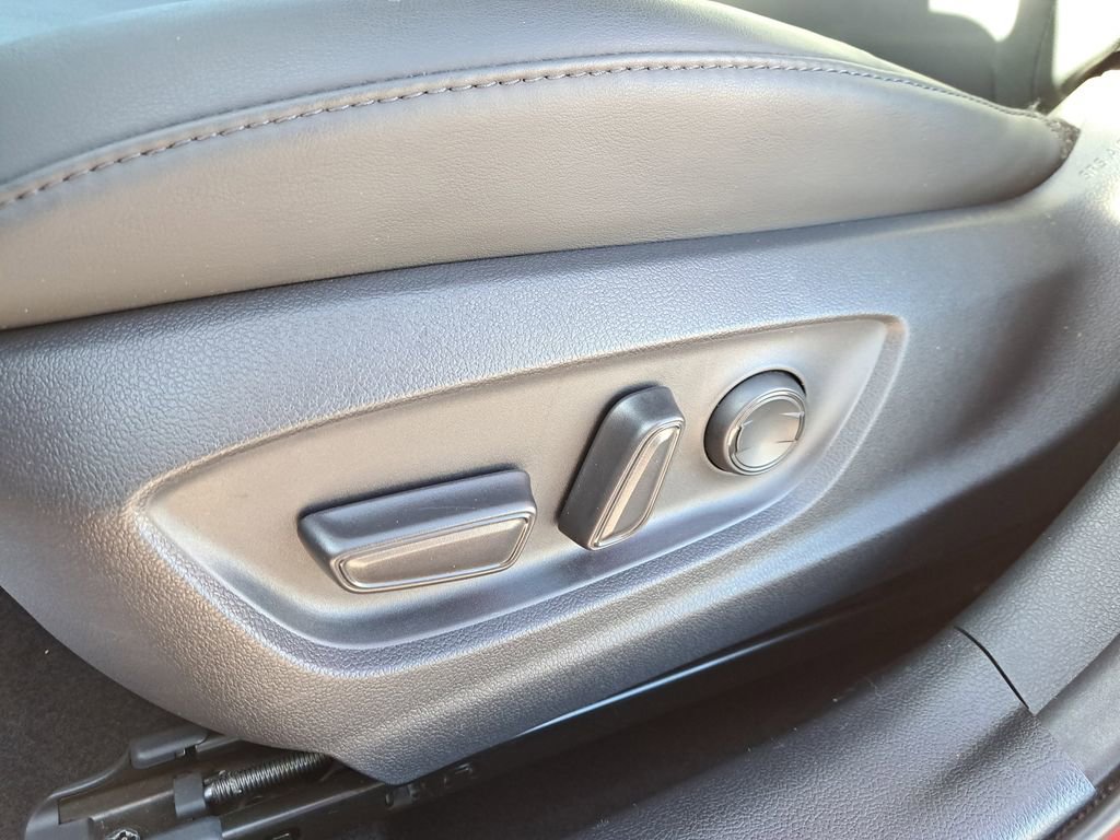 Certified 2021 Toyota Prius XLE w/ Premium Convenience Package image 15