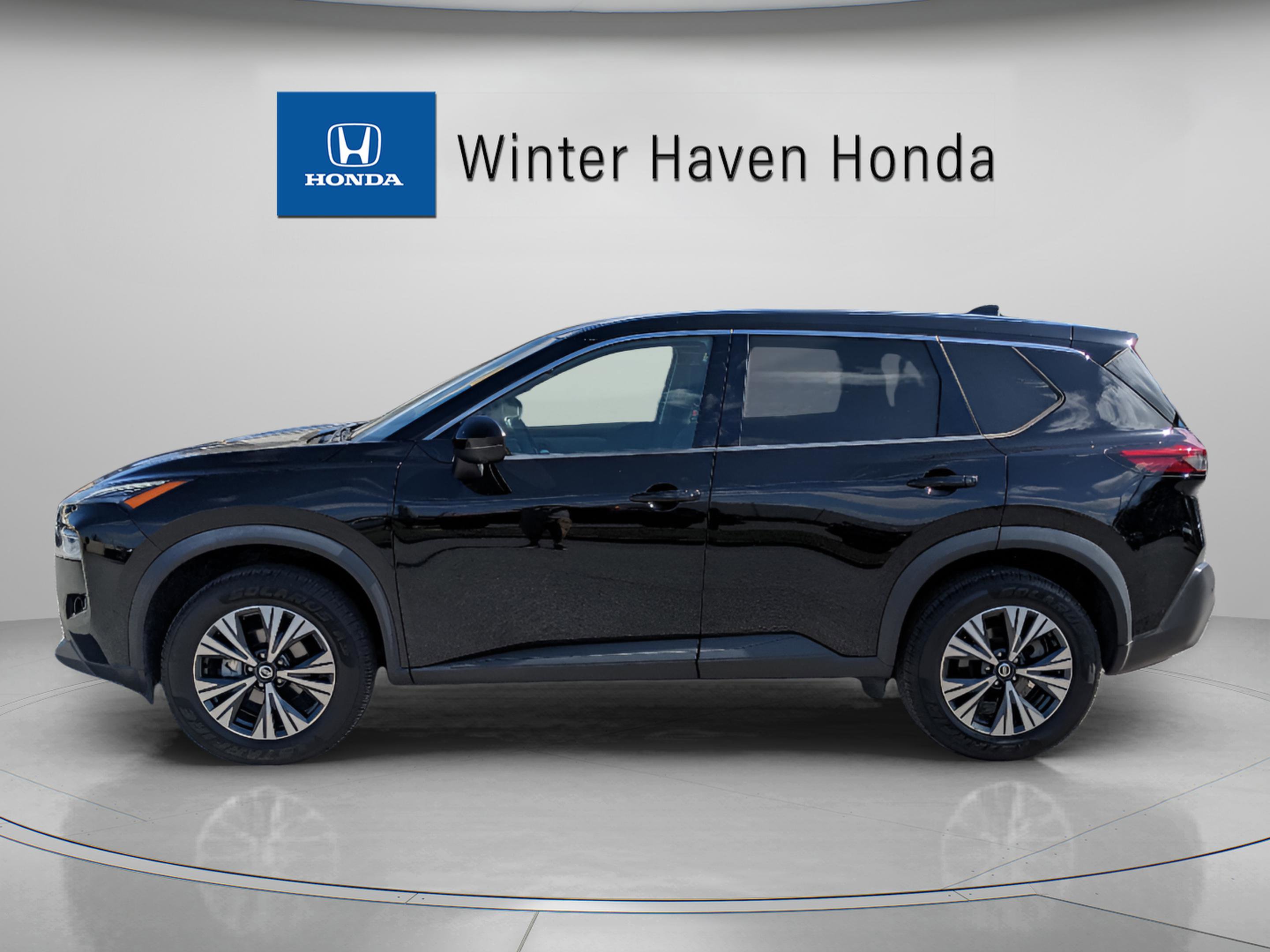 Used 2021 Nissan Rogue SV image 5