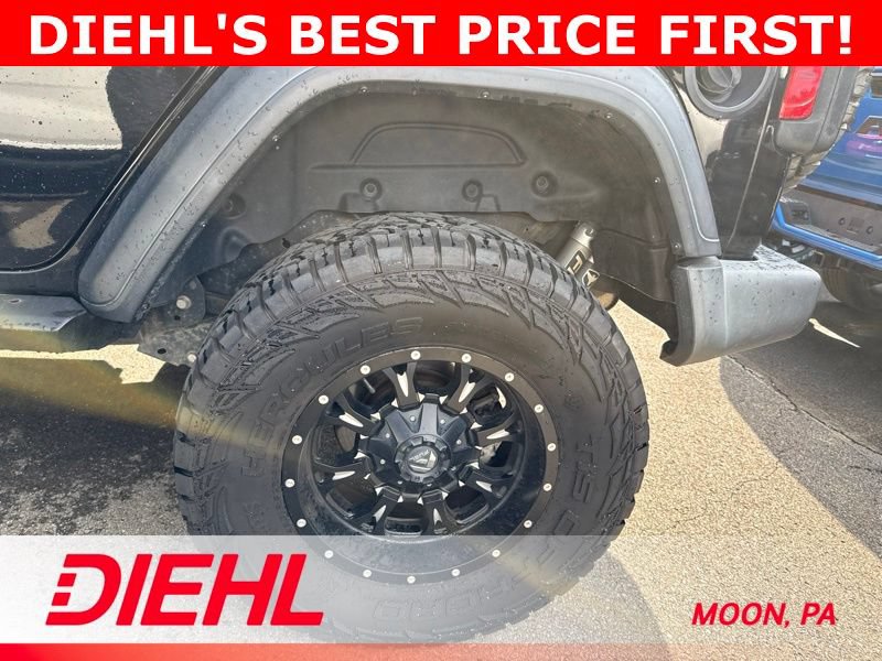 Used 2018 Jeep Wrangler Unlimited Sport S AWD/4WD image 9