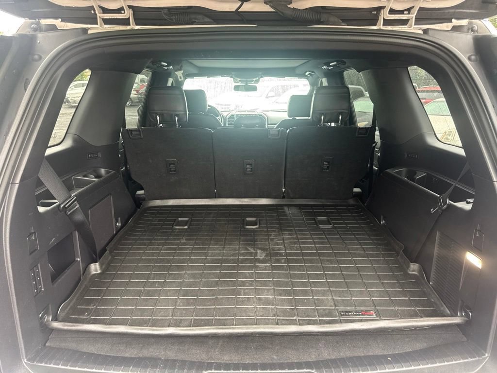 Used 2019 Ford Expedition Limited w/ Equipment Group 302A AWD/4WD image 41